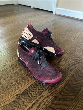 Nike Vapor Flyknit Running Sneakers
